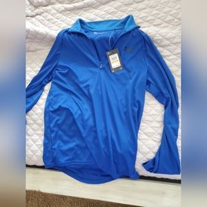 Men's Small Under Armour pullover